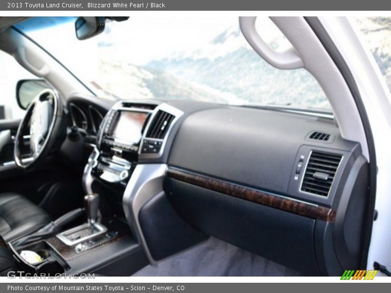 Blizzard White Pearl / Black 2013 Toyota Land Cruiser