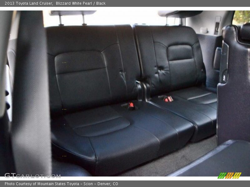 Blizzard White Pearl / Black 2013 Toyota Land Cruiser