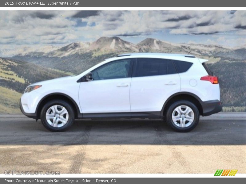 Super White / Ash 2015 Toyota RAV4 LE