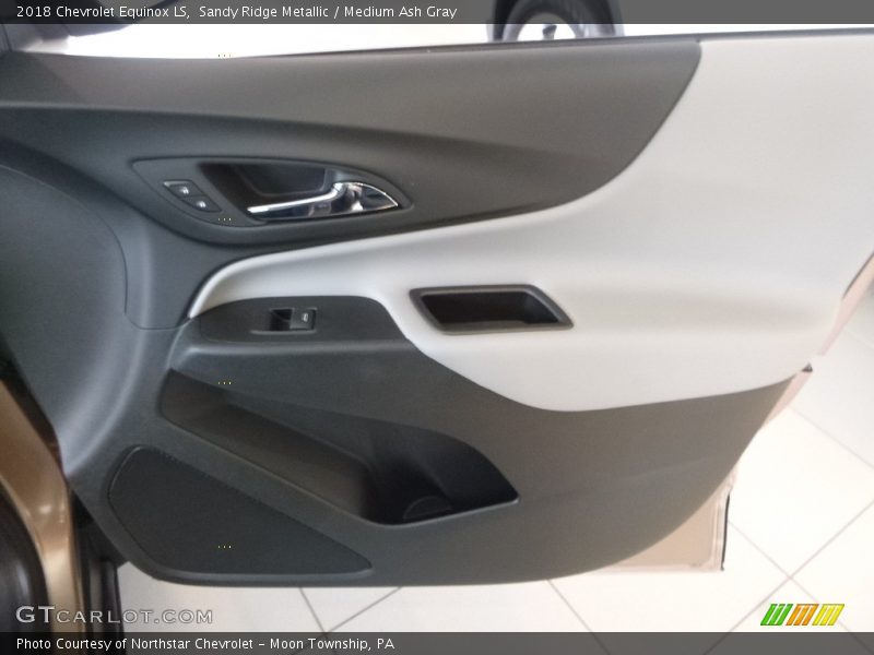 Sandy Ridge Metallic / Medium Ash Gray 2018 Chevrolet Equinox LS