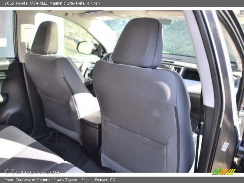 Magnetic Gray Metallic / Ash 2015 Toyota RAV4 XLE