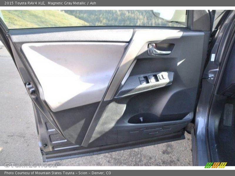 Magnetic Gray Metallic / Ash 2015 Toyota RAV4 XLE