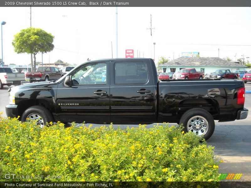 Black / Dark Titanium 2009 Chevrolet Silverado 1500 LS Crew Cab