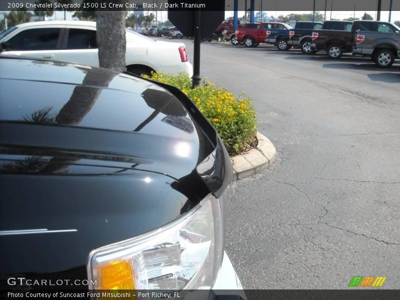 Black / Dark Titanium 2009 Chevrolet Silverado 1500 LS Crew Cab