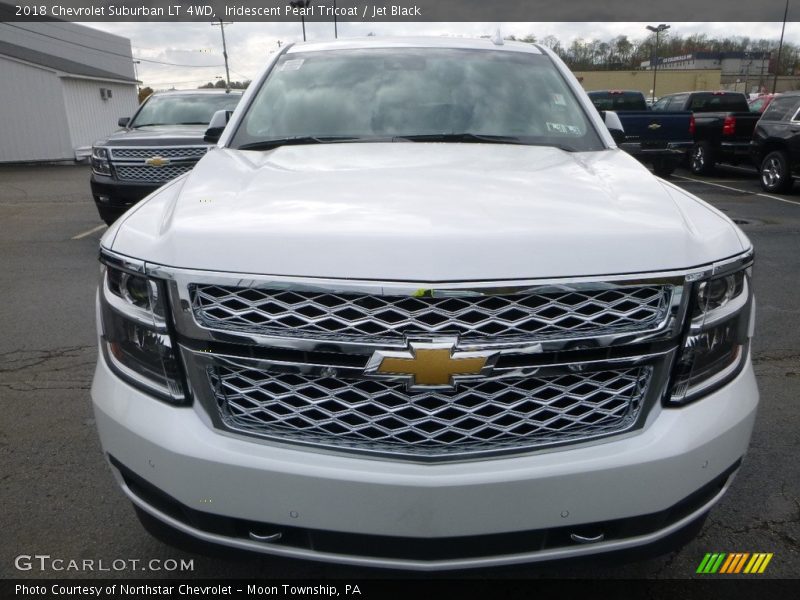 Iridescent Pearl Tricoat / Jet Black 2018 Chevrolet Suburban LT 4WD