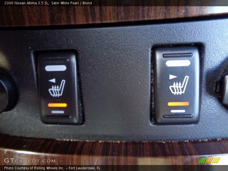Satin White Pearl / Blond 2006 Nissan Altima 3.5 SL
