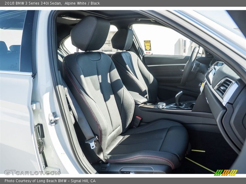 Alpine White / Black 2018 BMW 3 Series 340i Sedan