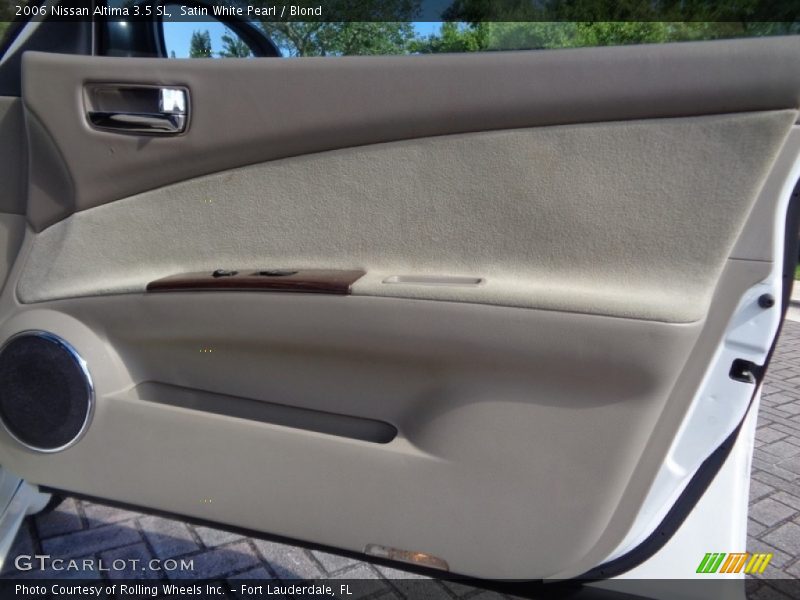 Satin White Pearl / Blond 2006 Nissan Altima 3.5 SL