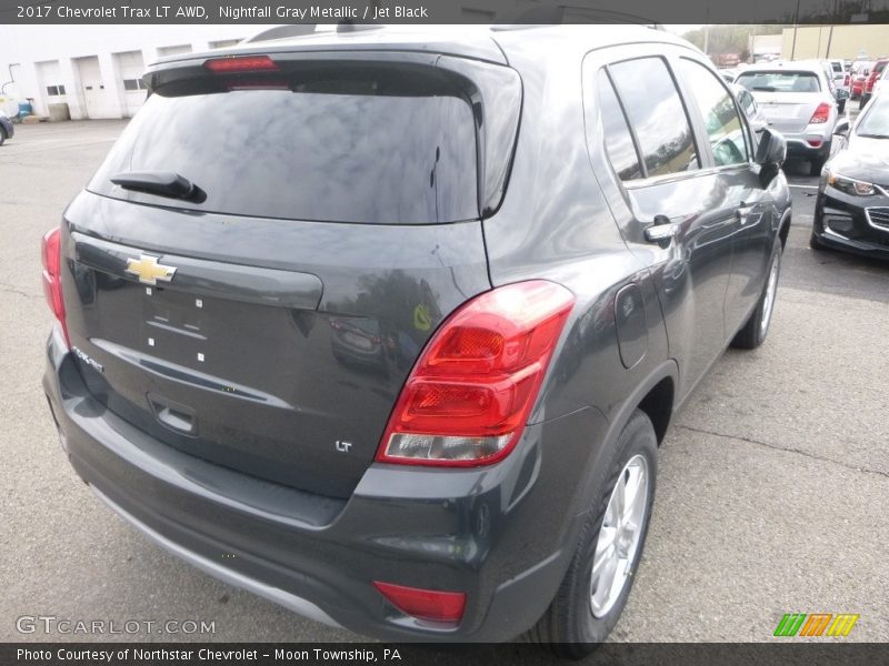 Nightfall Gray Metallic / Jet Black 2017 Chevrolet Trax LT AWD