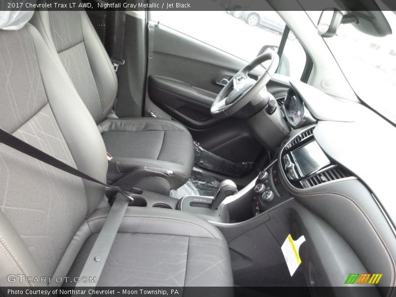 Nightfall Gray Metallic / Jet Black 2017 Chevrolet Trax LT AWD