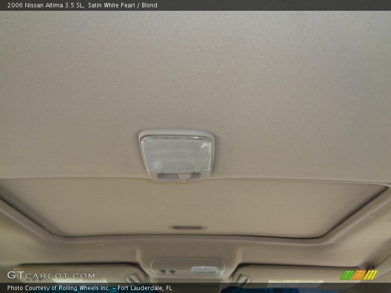 Satin White Pearl / Blond 2006 Nissan Altima 3.5 SL