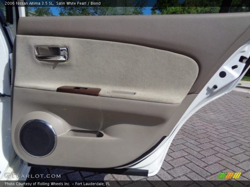 Satin White Pearl / Blond 2006 Nissan Altima 3.5 SL