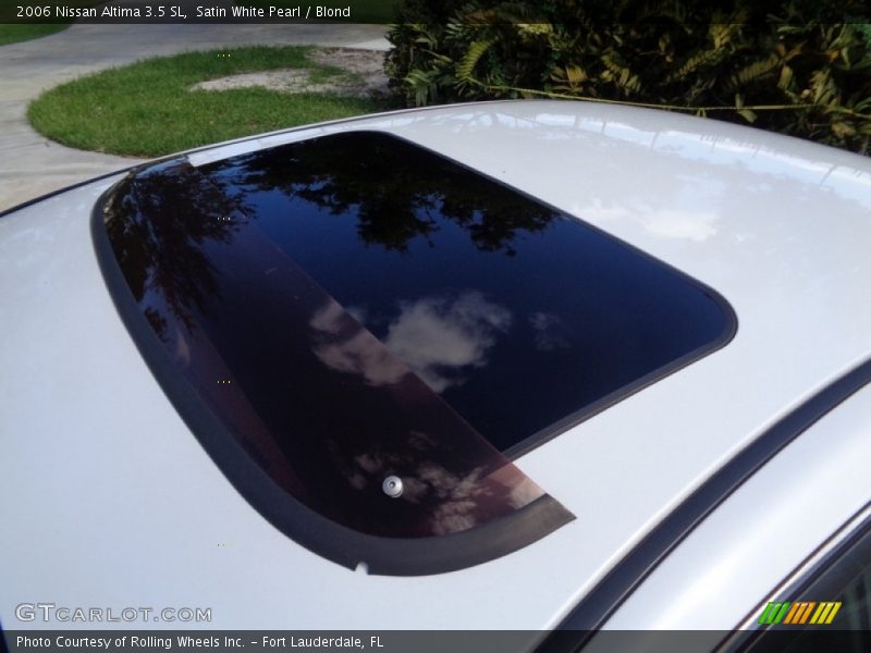 Satin White Pearl / Blond 2006 Nissan Altima 3.5 SL