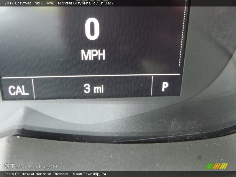 Nightfall Gray Metallic / Jet Black 2017 Chevrolet Trax LT AWD