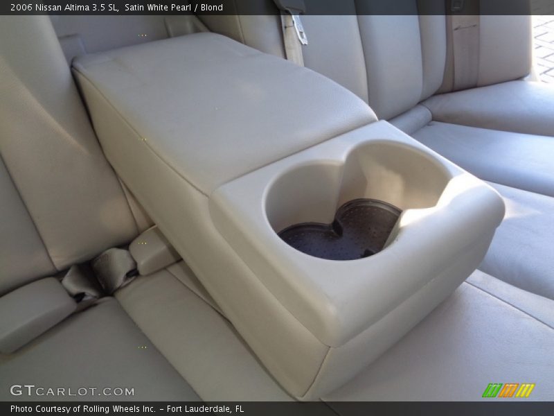 Satin White Pearl / Blond 2006 Nissan Altima 3.5 SL