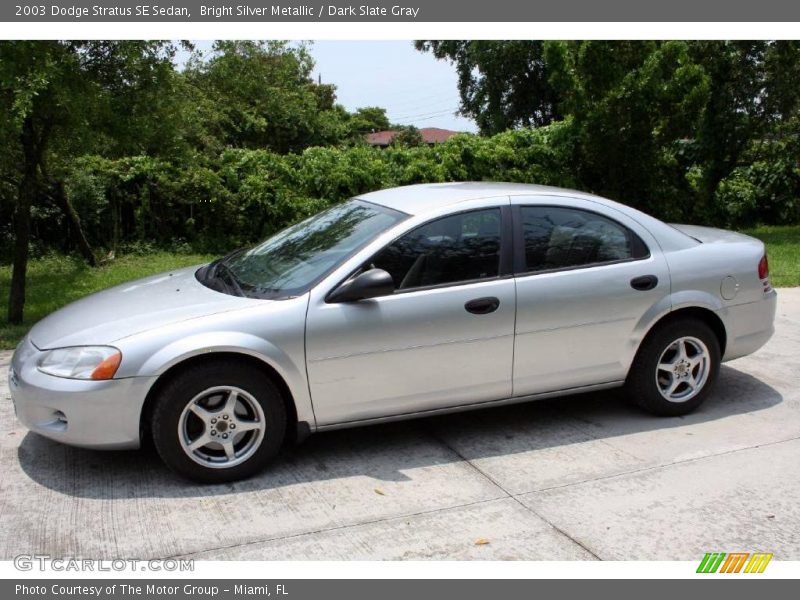 Bright Silver Metallic / Dark Slate Gray 2003 Dodge Stratus SE Sedan