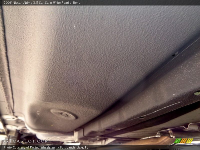 Satin White Pearl / Blond 2006 Nissan Altima 3.5 SL