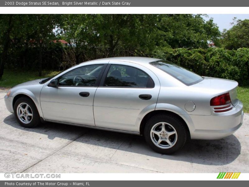 Bright Silver Metallic / Dark Slate Gray 2003 Dodge Stratus SE Sedan