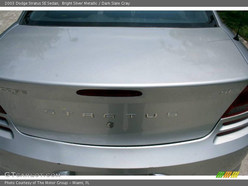 Bright Silver Metallic / Dark Slate Gray 2003 Dodge Stratus SE Sedan