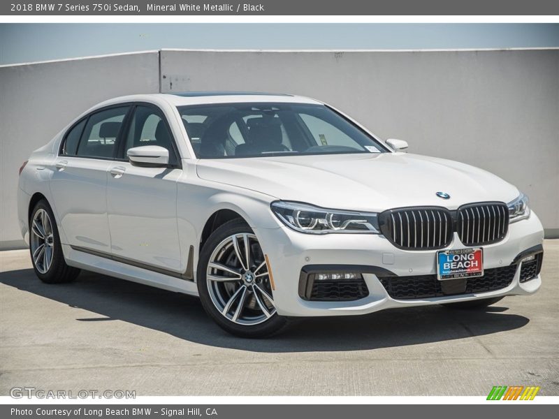 Mineral White Metallic / Black 2018 BMW 7 Series 750i Sedan