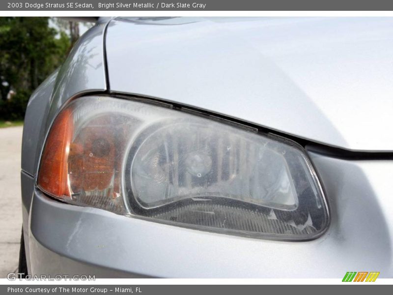 Bright Silver Metallic / Dark Slate Gray 2003 Dodge Stratus SE Sedan