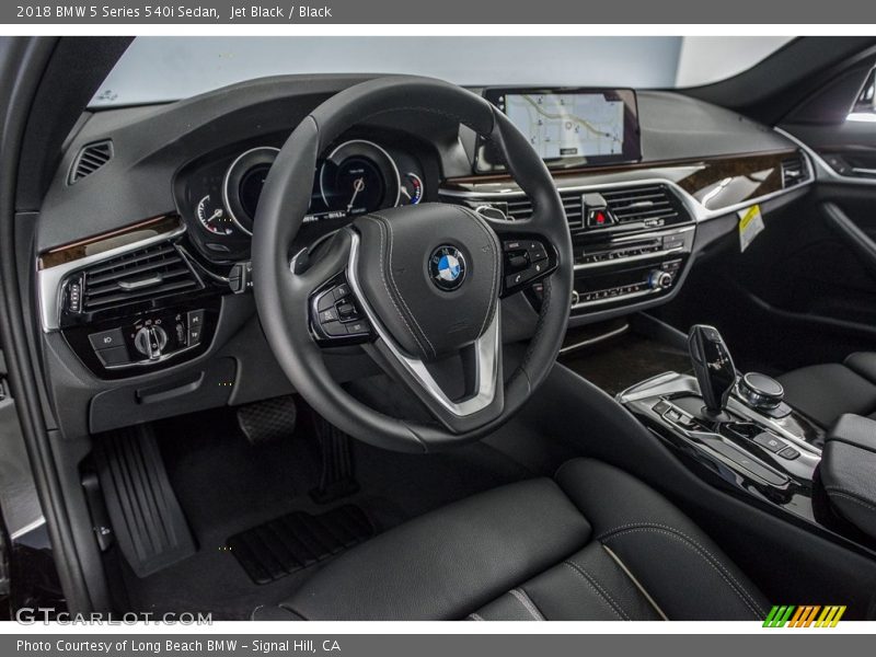 Jet Black / Black 2018 BMW 5 Series 540i Sedan