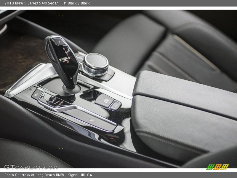 Jet Black / Black 2018 BMW 5 Series 540i Sedan