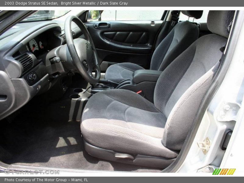 Bright Silver Metallic / Dark Slate Gray 2003 Dodge Stratus SE Sedan