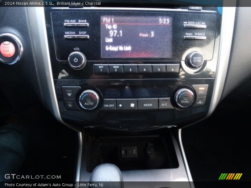 Brilliant Silver / Charcoal 2014 Nissan Altima 2.5 SL