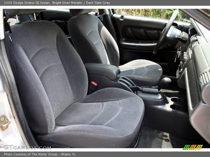 Bright Silver Metallic / Dark Slate Gray 2003 Dodge Stratus SE Sedan