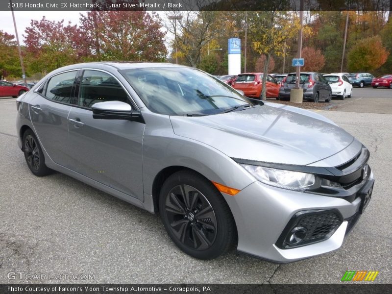 Front 3/4 View of 2018 Civic EX Hatchback