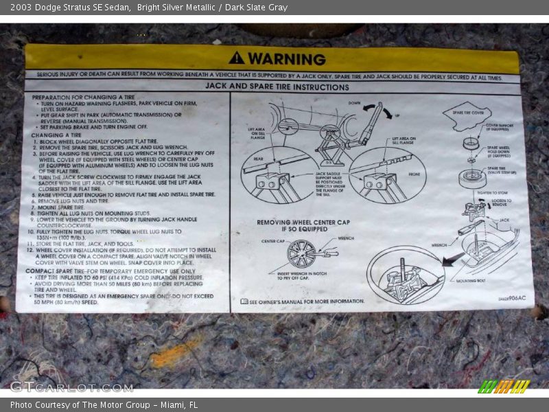 Bright Silver Metallic / Dark Slate Gray 2003 Dodge Stratus SE Sedan