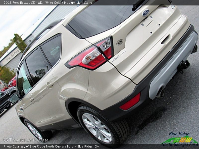 White Gold / Medium Light Stone 2018 Ford Escape SE 4WD