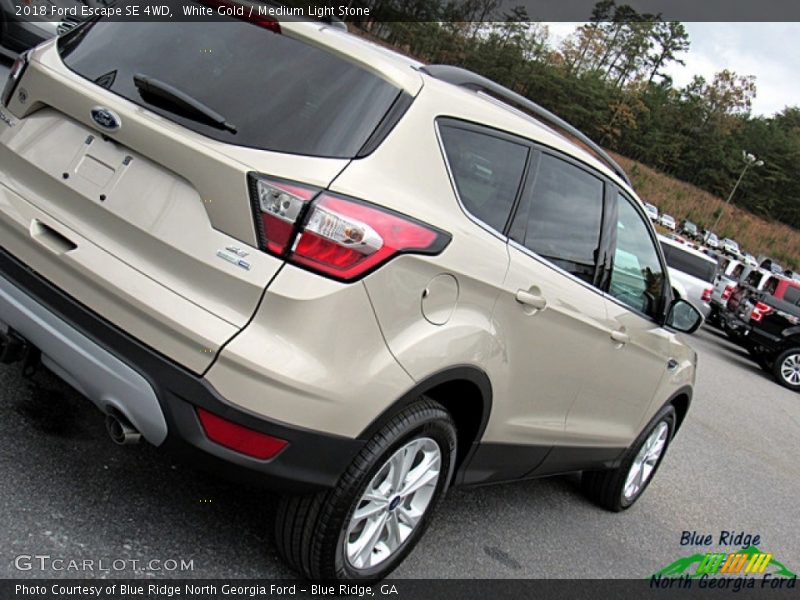 White Gold / Medium Light Stone 2018 Ford Escape SE 4WD