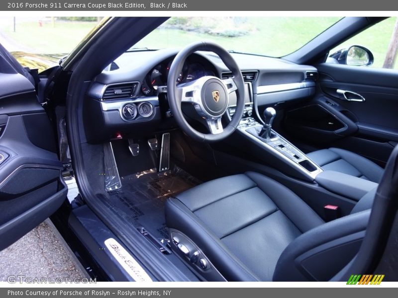 Front Seat of 2016 911 Carrera Coupe Black Edition