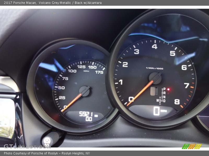 Volcano Grey Metallic / Black w/Alcantara 2017 Porsche Macan