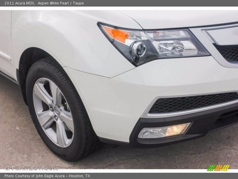 Aspen White Pearl / Taupe 2011 Acura MDX