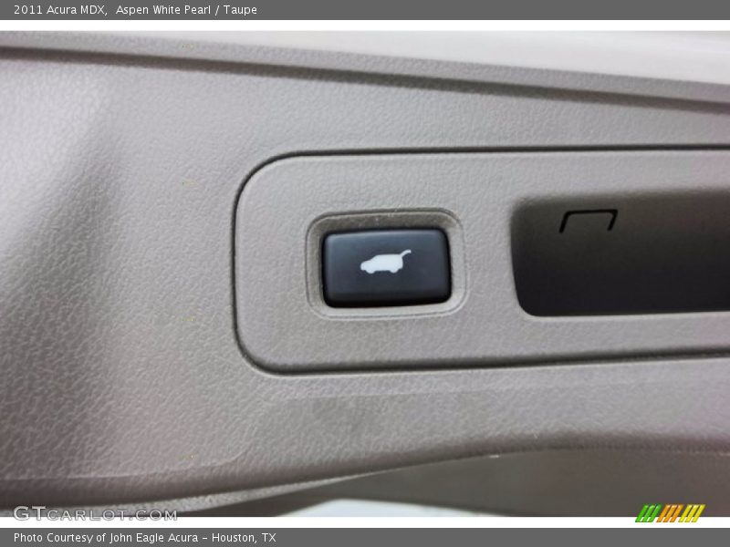 Aspen White Pearl / Taupe 2011 Acura MDX