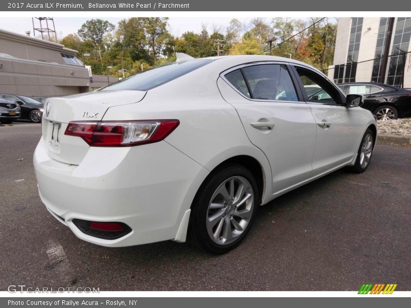Bellanova White Pearl / Parchment 2017 Acura ILX Premium