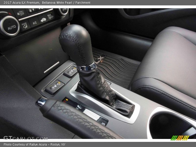 Bellanova White Pearl / Parchment 2017 Acura ILX Premium