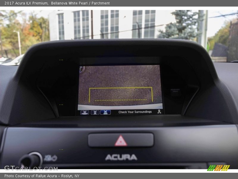 Bellanova White Pearl / Parchment 2017 Acura ILX Premium