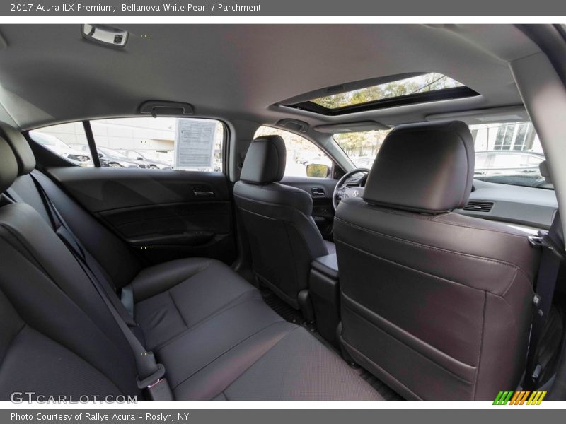 Bellanova White Pearl / Parchment 2017 Acura ILX Premium