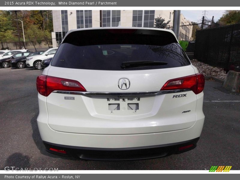 White Diamond Pearl / Parchment 2015 Acura RDX Technology