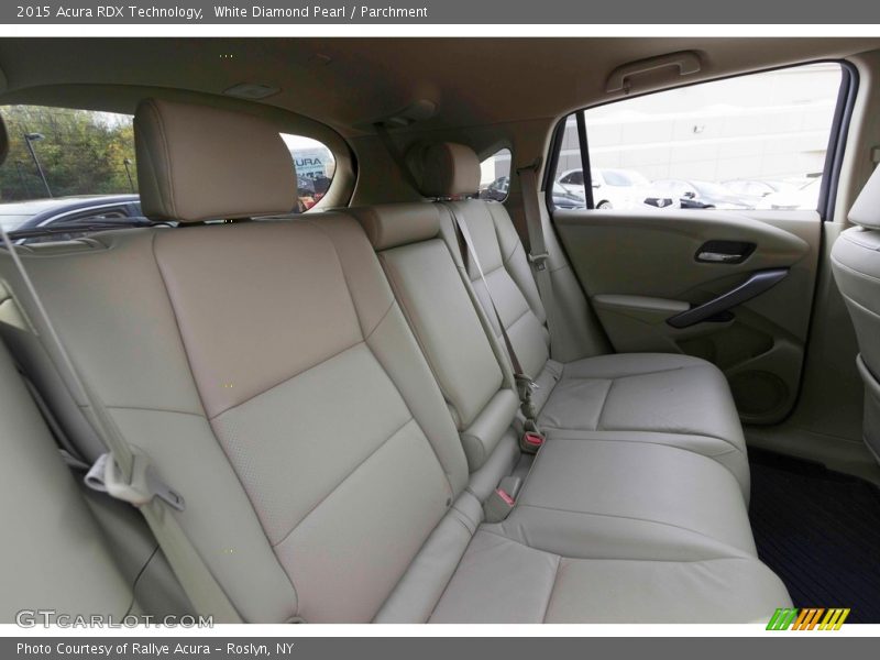 White Diamond Pearl / Parchment 2015 Acura RDX Technology