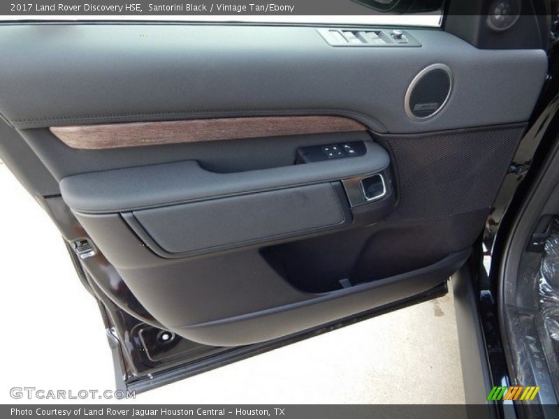 Santorini Black / Vintage Tan/Ebony 2017 Land Rover Discovery HSE