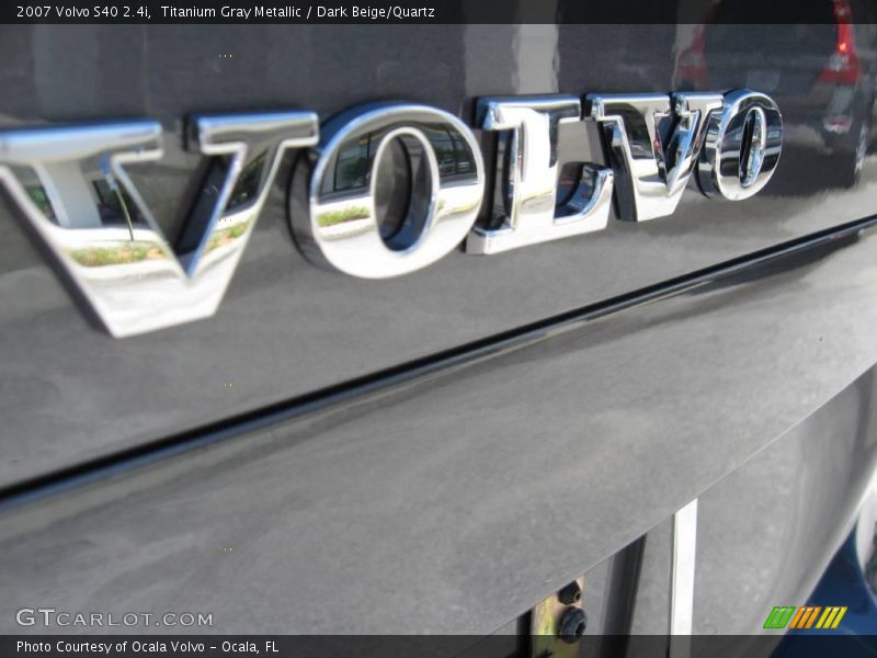Titanium Gray Metallic / Dark Beige/Quartz 2007 Volvo S40 2.4i