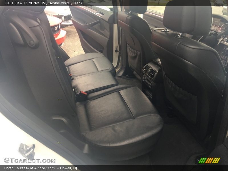 Alpine White / Black 2011 BMW X5 xDrive 35i