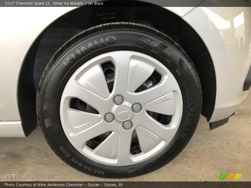 Silver Ice Metallic / Jet Black 2017 Chevrolet Spark LS