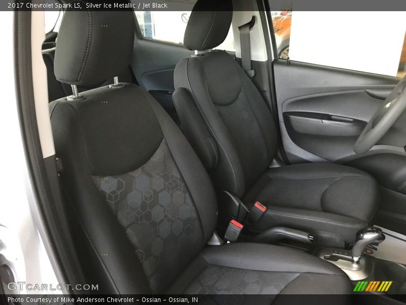 Silver Ice Metallic / Jet Black 2017 Chevrolet Spark LS