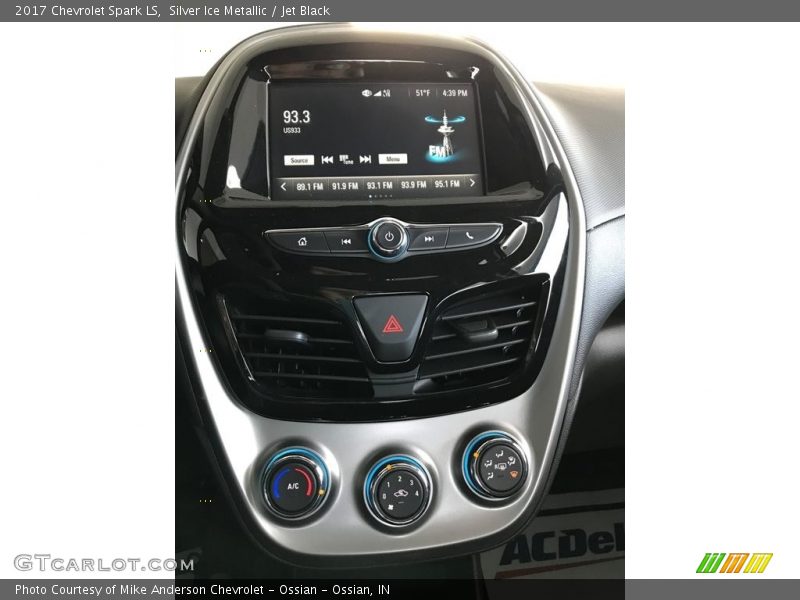 Silver Ice Metallic / Jet Black 2017 Chevrolet Spark LS